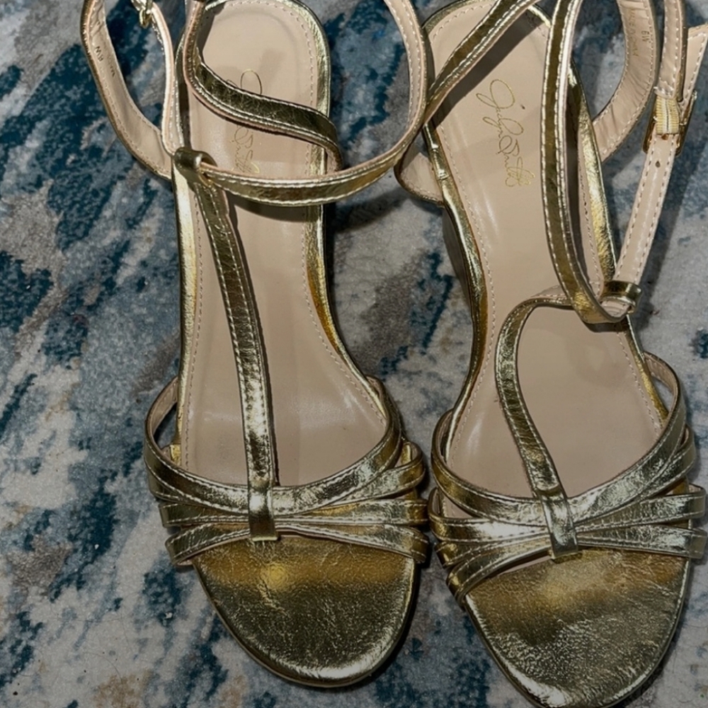 Jessica simpson gold wedges